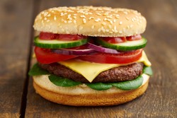 Mau Bikin Burger Enak? Ikuti Formula iPerfect Burger ini (1)