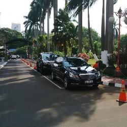 Jelang Putusan Kereta Cepat, Dubes China Temui Darmin Nasution