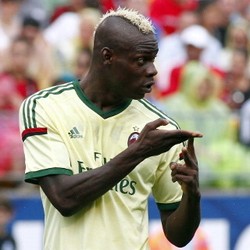 Milan Menjamu Empoli, Balotelli Masuk Skuat