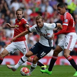 Carragher Sanjung Duet Smalling-Blind