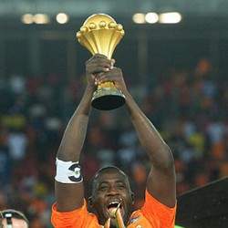 Yaya Toure Diklaim Sedang Berpikir Pensiun dari Timnas Pantai Gading