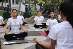 Yoga dan Aromaterapi, Cara Finalis Cantik Indonesia bersama Safe Care Relaksasi Diri