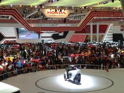 Pengunjung Pameran Gaikindo Tembus Rekor