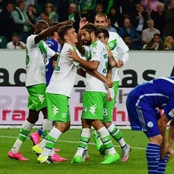 Wolfsburg Hantam Schalke 3-0