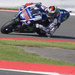 Lorenzo Masih Yang Tercepat, Marquez Kedua