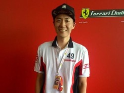 Kecintaan Aktor Korea dengan Mobil Ferrari