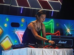 Nge-DJ di Klab Sudah Biasa, DJ Tiara Eve Pilih Tampil di Truk