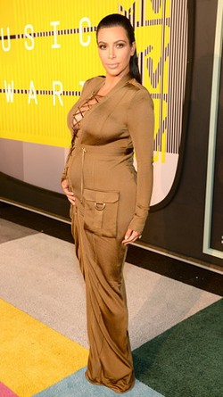 Hamil Anak Kedua, Kim Kardashian Ngidam Makanan Manis