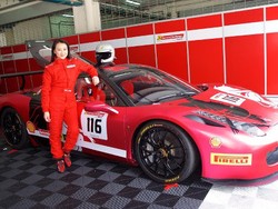Ini Yang Jadi Tantangan Pebalap Wanita Jing Shi Selama Ikut Ferrari Challenge