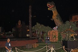 Dinosaurus Akan Uji Nyali Wisatawan di Trans Studio Makassar