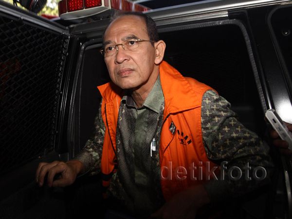 Suryadharma Ali Jalani Sidang Perdana Hari Ini