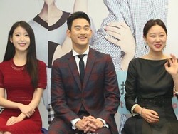 IU, Kim Soo Hyun dan Gong Hyo Jin Disambut Meriah Fans Producer di Shanghai
