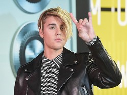 Perdana Bawakan What Do You Mean? Secara Live, Justin Bieber Menangis