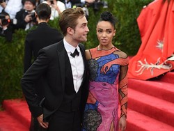 FKA Twigs Tak Ingin Punya Anak dengan Robert Pattinson Sebelum Nikah