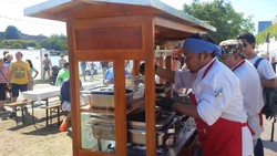 Nasi Goreng a la Kaki Lima Laris Diserbu Pengunjung di Museumsuferfest Frankfurt