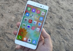 Hisense Tak Gentar Lawan Xiaomi & Asus