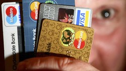 Pembobolan Rekening Lebih Seram dari Mata-mata Online