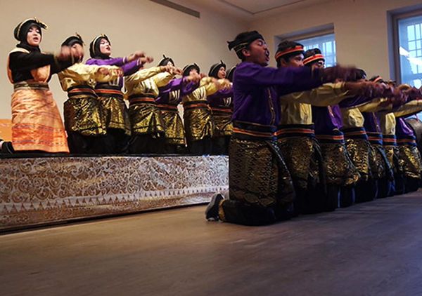 Tari Saman Meriahkan Museumuferfest Frankfurt 2015