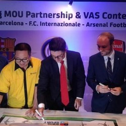 Indosat Jalin Kemitraan dengan Inter, Arsenal, dan Barcelona