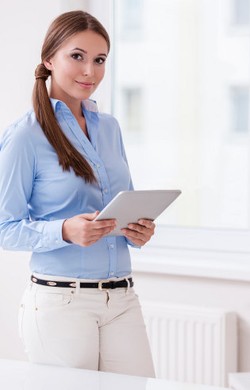 5 Benda yang Wajib Dibawa Saat Hari Pertama Kerja