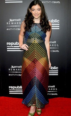 Kylie Jenner Sampai Lorde, Penampilan Seksi Seleb di After Party MTV VMA