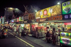 Jalan-jalan ke Taiwan? Jangan Lupa Cicipi Kelezatan Roti Coffin dan Omelet Tiram (1)