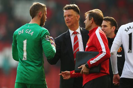 Betapa Sibuknya Van Gaal Mengurusi Kiper