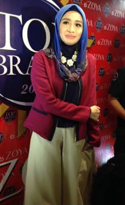 Zoya Rilis Koleksi Baru Terinspirasi Dari Gaya Hijab Laudya Cynthia Bella