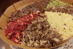 Nyam! Sore Ini Enaknya Ngemil Martabak Manis dengan Aneka Topping