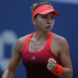 Halep dan Wozniacki Lewati Babak Pertama