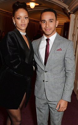 Dikabarkan Pacaran dengan Rihanna, Ini Jawaban Lewis Hamilton