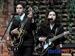 Beda Jalan dengan Al, El dan Dul Enjoy Bermusik Bareng Ahmad Bersaudara