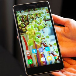 Lenovo Phab: Ponsel Layar Besar yang Lebih Jumbo Lagi