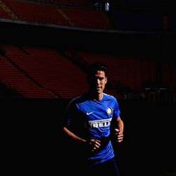 Allegri Harapkan Hernanes Bikin Banyak Gol