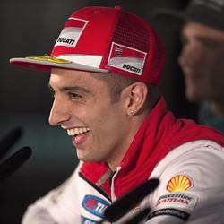 Dalam 3 Tahun Iannone Diprediksi Sudah Jadi Juara Dunia