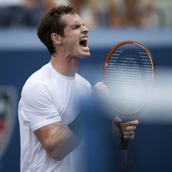 Kalah di Dua Set Awal, Murray Balikkan Keadaan untuk Lolos