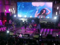 Raisa Tebarkan Galau di Malam Minggu