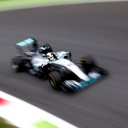 Mercedes Terus Dominan, Hamilton Merasa Tetap Ada Tantangan Besar