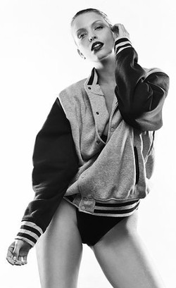 Demi Kesehatan, Mantan Model Plus-Size Ini Bertransformasi Jadi Langsing