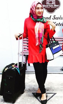 Foto: Warna-warni Gaya Hijab Si Manis dari Thailand, Alavear