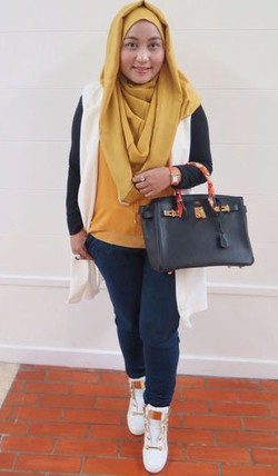 Anniesa Hasibuan Antusias Akan Pamer Karya Busana di New York