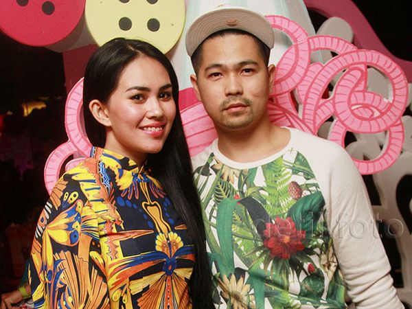 Kartika Putri dan Erick Iskandar Makin Lengket Aja