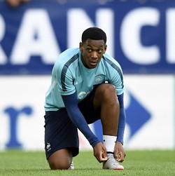 Sebutan Remaja Tua untuk Martial