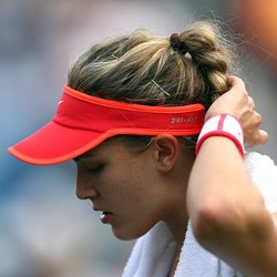 Cedera Kepala, Bouchard Mengundurkan Diri