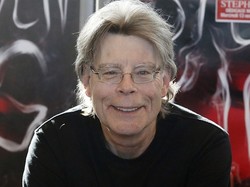 Stephen King Raih Penghargaan Sastra Tertinggi di Amerika