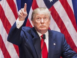 Donald Trump Sindir Ford Karena Bangun Pabrik di Luar Amerika