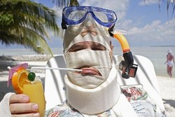 Kasihan, Turis Jatuh ke Lubang Septic Tank di Thailand