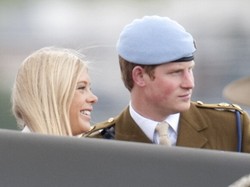 Pangeran Harry Ingin Balik ke Mantan Pacar