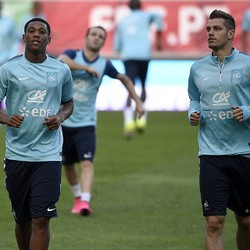 Demi Beradaptasi Cepat, Martial Minta Bantuan Schneiderlin