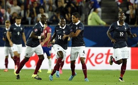 Dua Gol Matuidi Antar Prancis Taklukkan Serbia 2-1